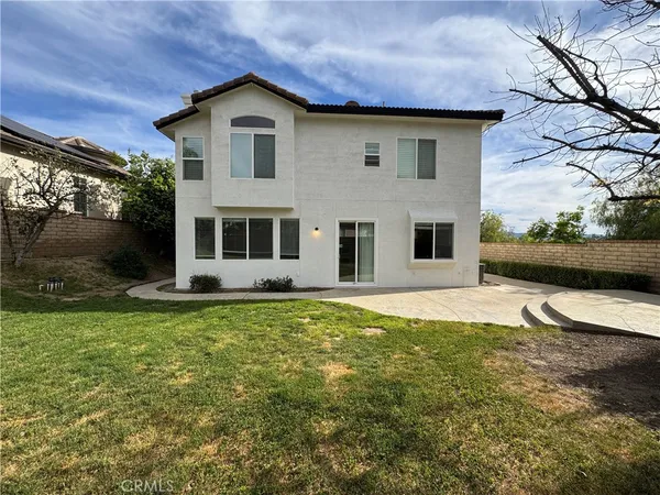 $979,950 | 22219 Trinity Place, Santa Clarita, CA 91390
