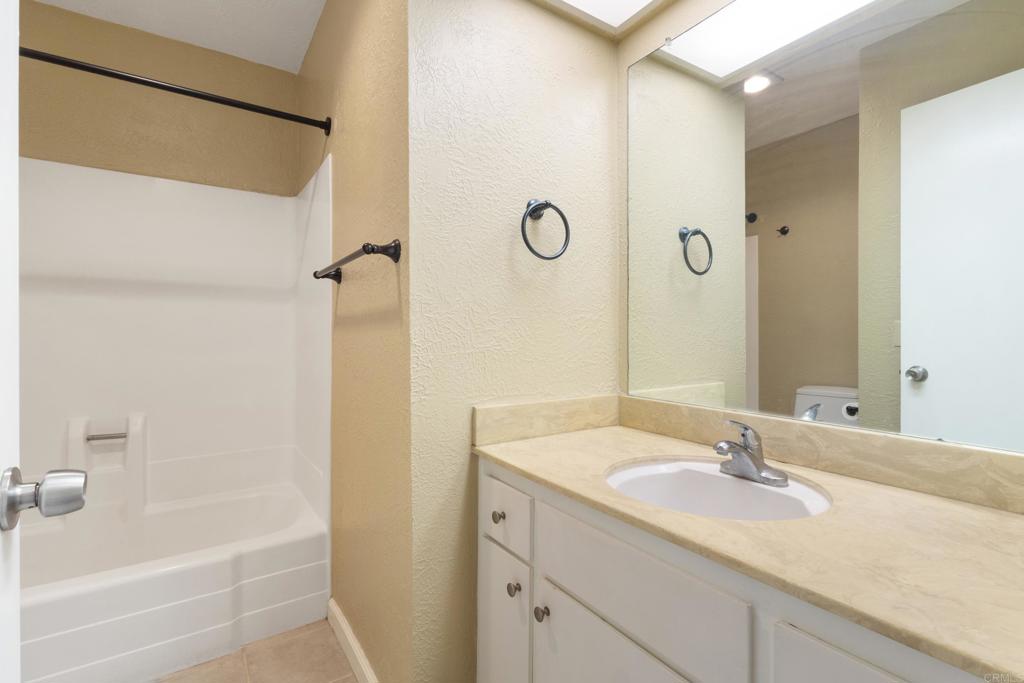 625 R Avenue, Unit 26 National City, CA 91950 - Photo 14 of 17