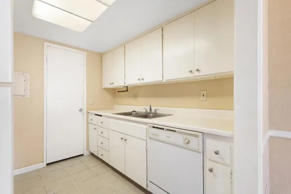 $439,000 | 625 R Avenue, Unit 26, National City, CA 91950