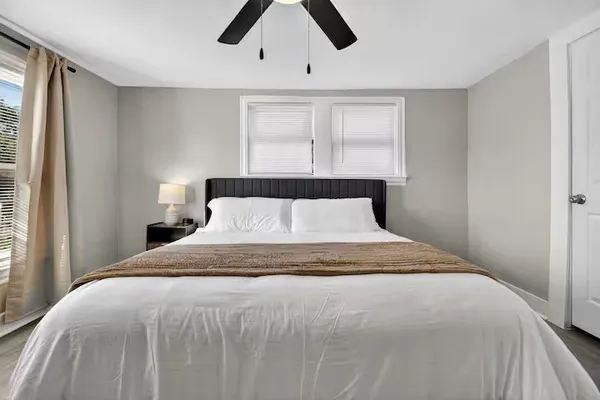 $1,500 | 1401 Collier Street, Houston, TX 77023