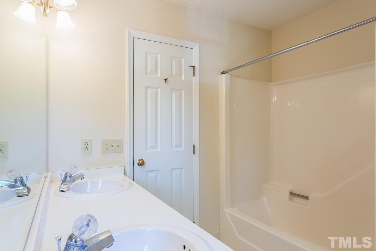 5609 Preston Place Raleigh, NC 27604 - Photo 19 of 24