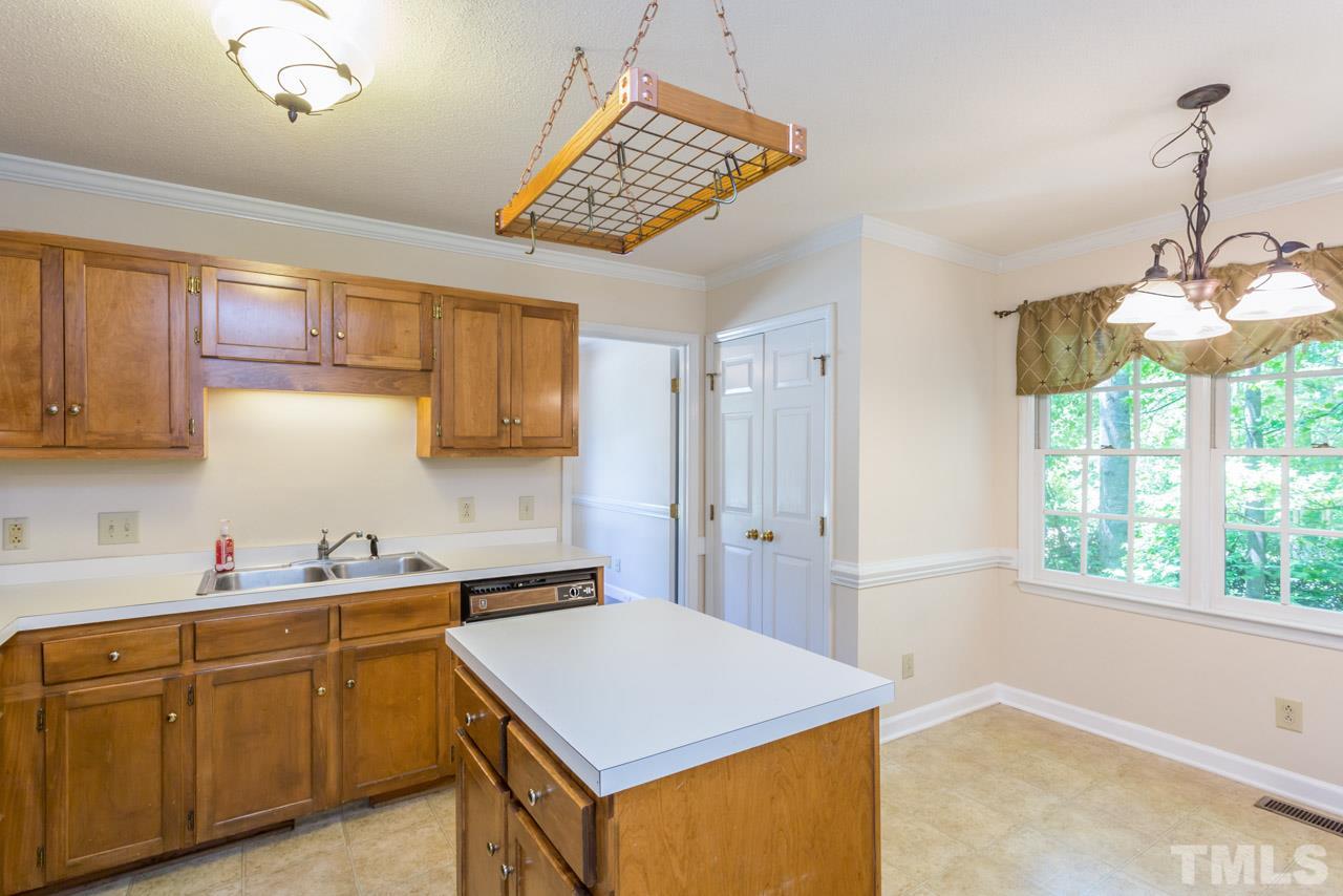 5609 Preston Place Raleigh, NC 27604 - Photo 6 of 24