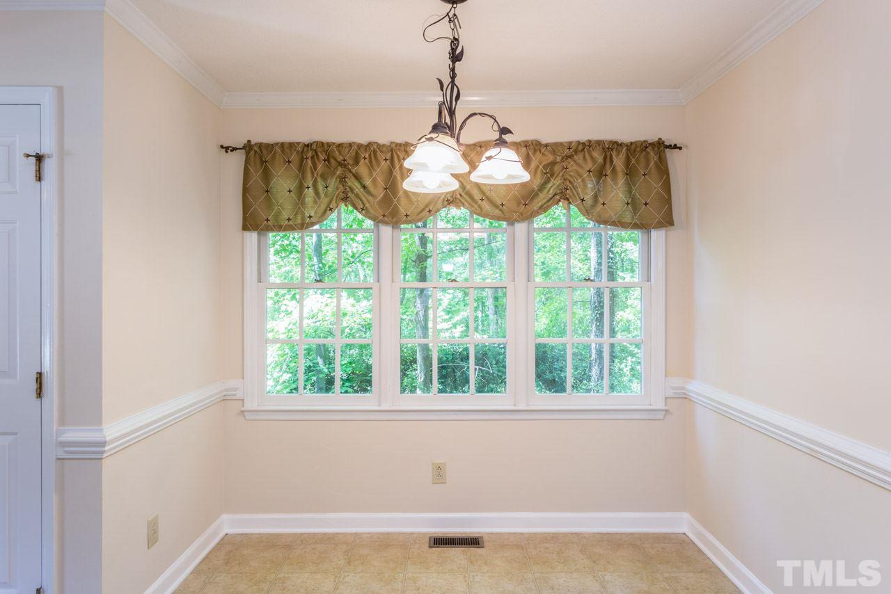 5609 Preston Place Raleigh, NC 27604 - Photo 7 of 24