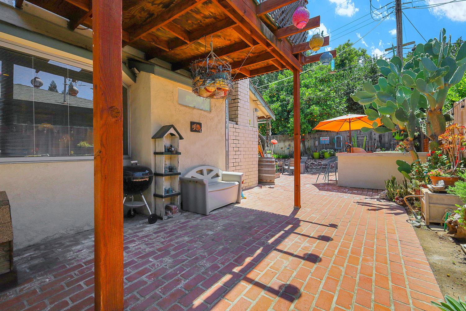 1213 Gary Way Carmichael, CA 95608 - Photo 47 of 51