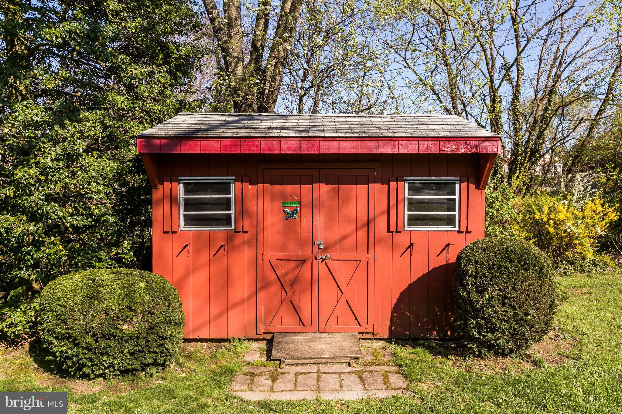 9101 Covered Bridge Road Baltimore, MD 21234 - Photo 50 of 53 shed waiting to be filled with your lawn equipment