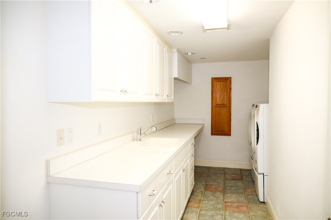 16470 Oakview Circle Alva, FL 33920 - Photo 28 of 37