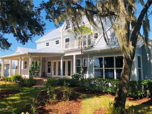 $1,790,790 | 16470 Oakview Circle, Alva, FL 33920