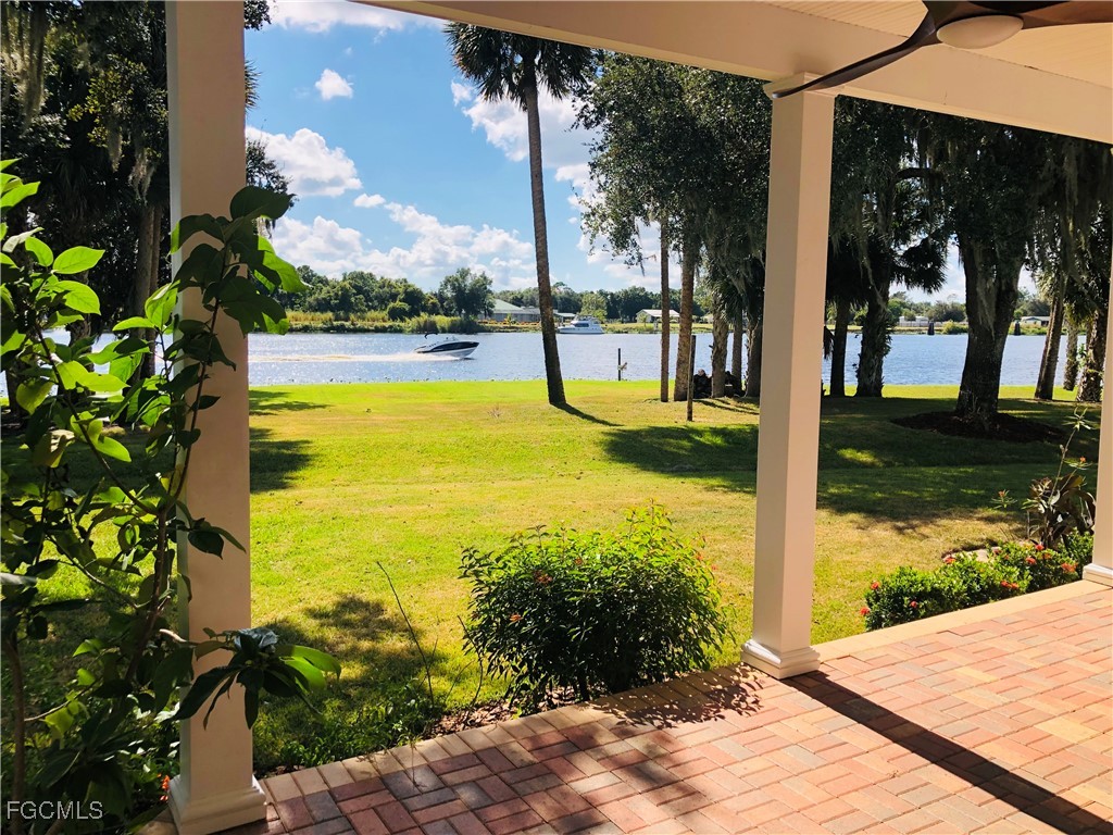 16470 Oakview Circle Alva, FL 33920 - Photo 9 of 37