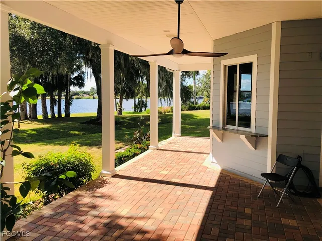$1,790,790 | 16470 Oakview Circle, Alva, FL 33920