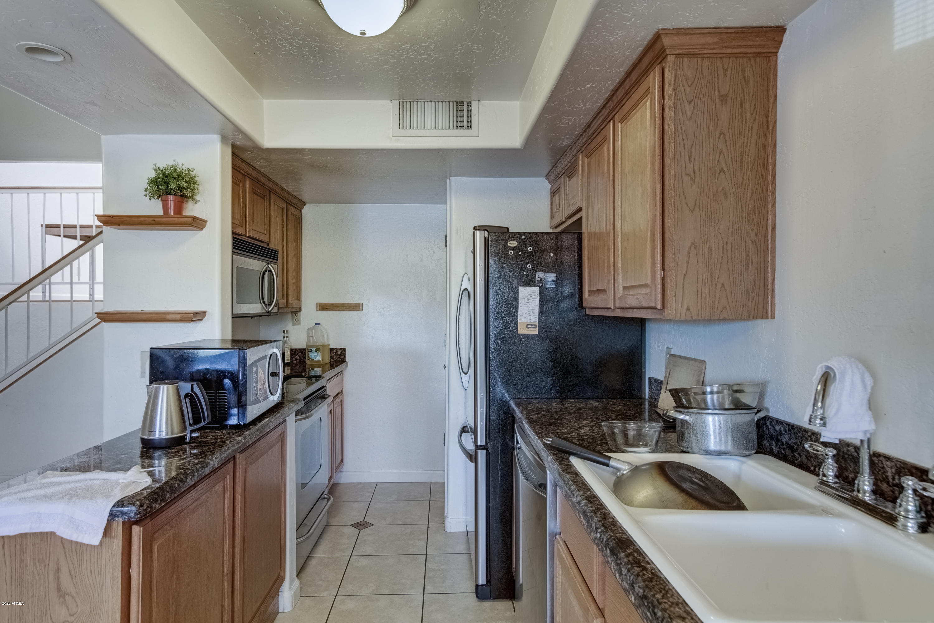 151 East Broadway Road, Unit 301 Tempe, AZ 85282 - Photo 7 of 12 151 E Broadway Rd #301-17