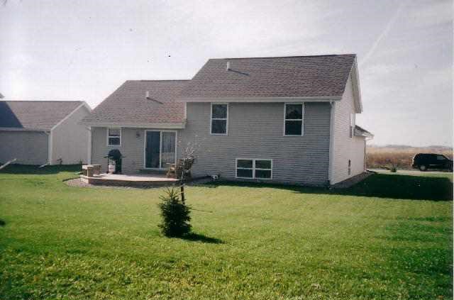 726 Meadow Ridge Lane Lena, IL 61048 - Photo 2 of 8 Gallery Image 2