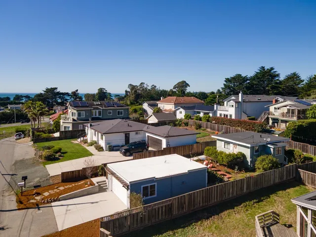 $1,099,000 | 533 Alto Avenue, Half Moon Bay, CA 94019