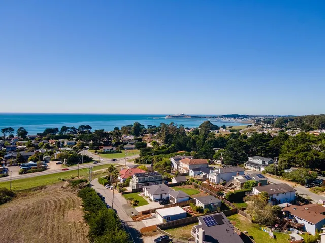 $1,099,000 | 533 Alto Avenue, Half Moon Bay, CA 94019