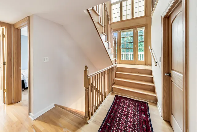 $749,900 | 2609 Eisenhower Drive, Des Plaines, IL 60018