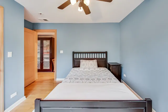 $749,900 | 2609 Eisenhower Drive, Des Plaines, IL 60018