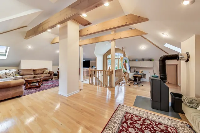 $749,900 | 2609 Eisenhower Drive, Des Plaines, IL 60018