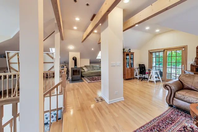 $749,900 | 2609 Eisenhower Drive, Des Plaines, IL 60018