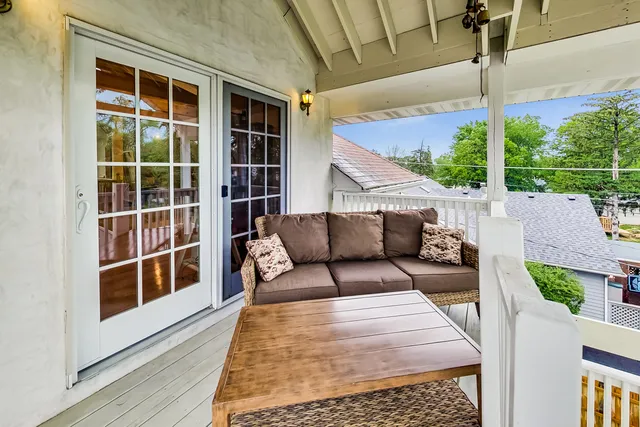 $749,900 | 2609 Eisenhower Drive, Des Plaines, IL 60018