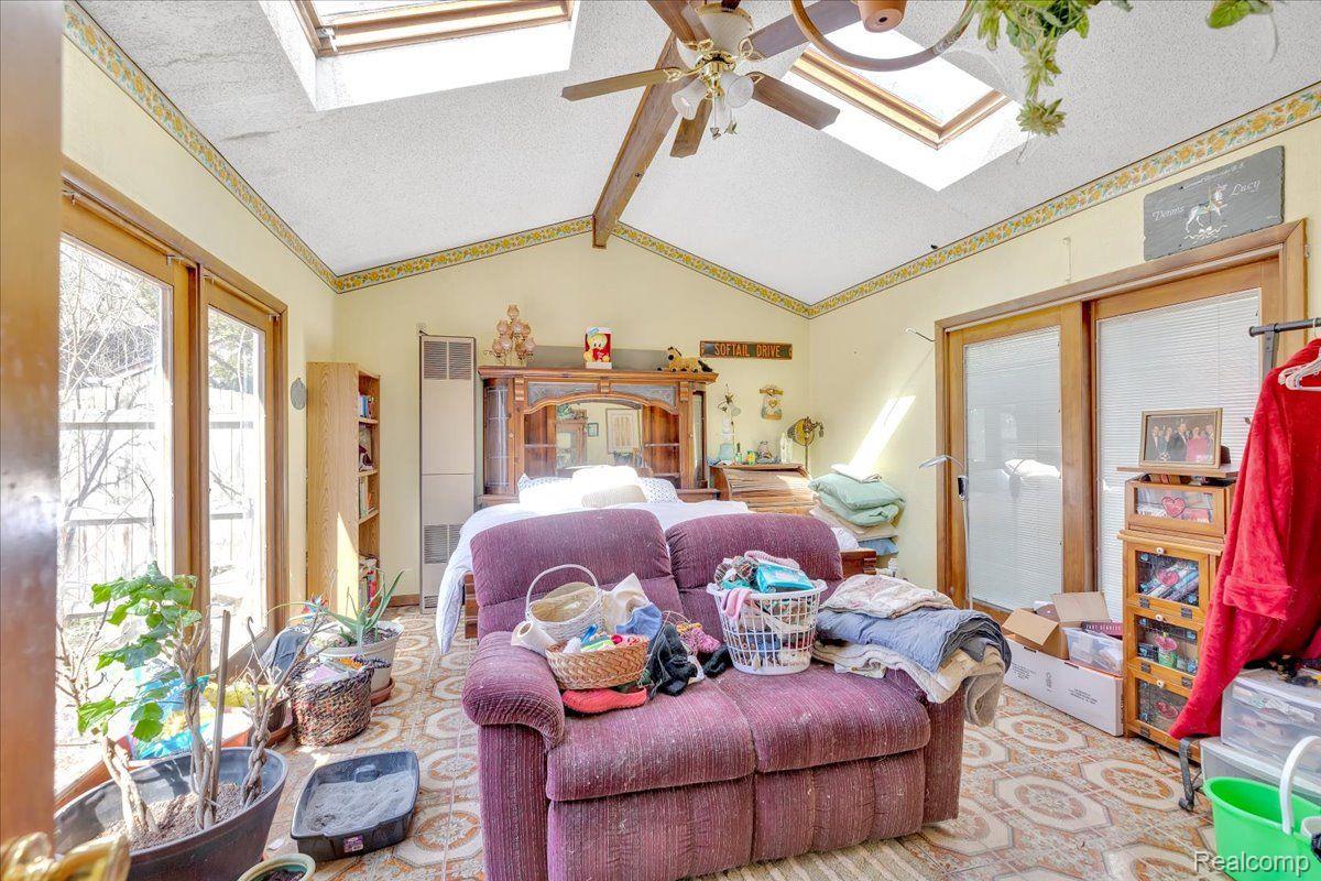 3495 South Fenton Road Holly, MI 48442 - Photo 14 of 25 Gallery Image 14