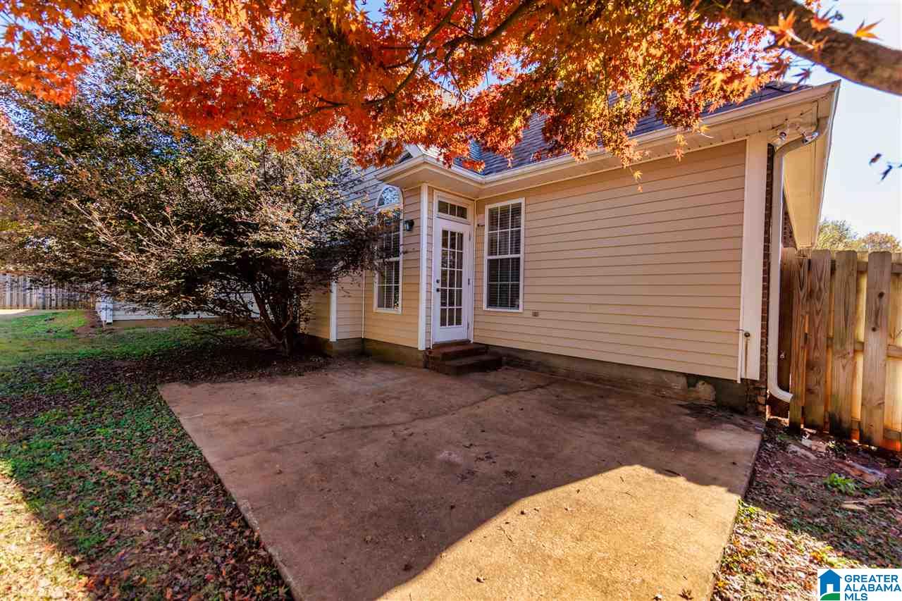 100 Silverstone Lane Alabaster, AL 35007 - Photo 6 of 44