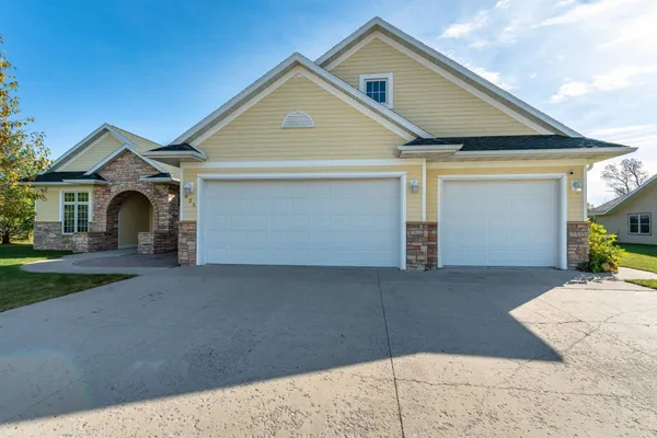 $399,900 | 825 5th Street Southeast, Pelican Rapids, MN 56572