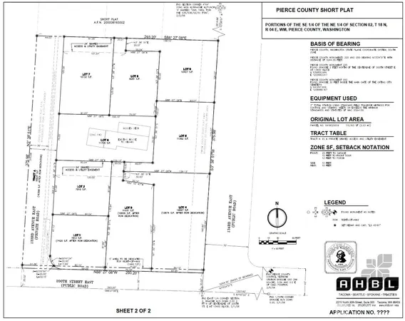 a black and white photo of a living room