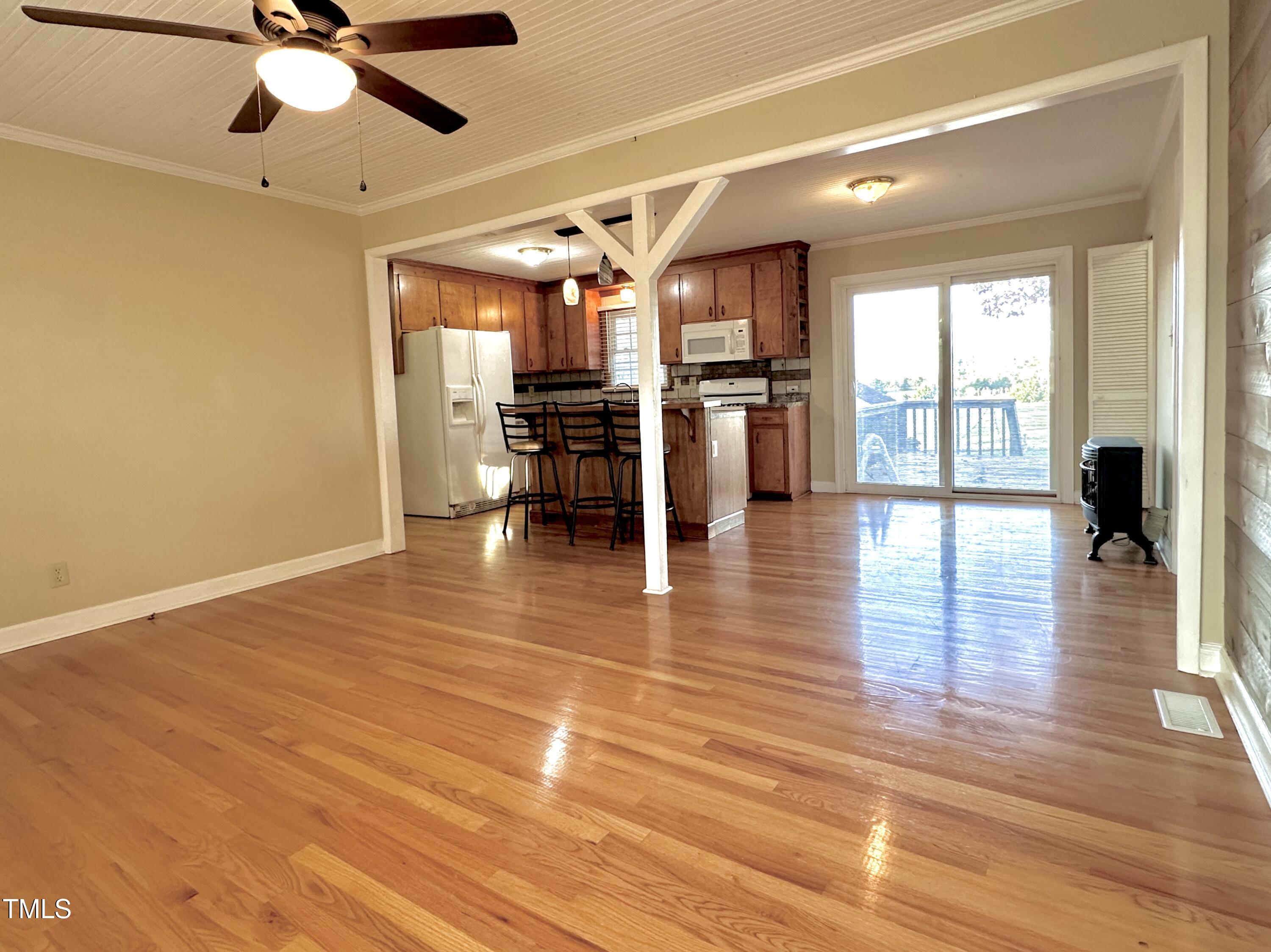 1049 Jackson Royster Road Henderson, NC 27537 - Photo 8 of 22 IMG_0066