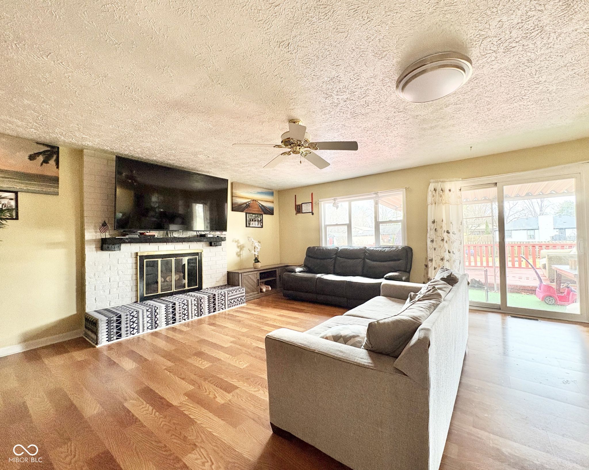 4147 Fairview Road Greenwood, IN 46142 - Photo 7 of 18 Gallery Image 7