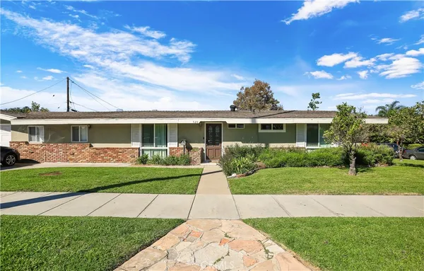 $5,350 | 526 North Emerald Drive, Orange, CA 92868