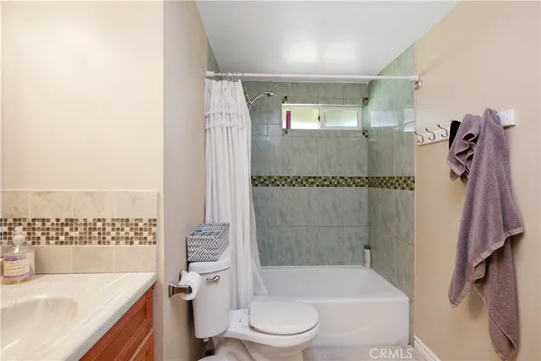 $5,350 | 526 North Emerald Drive, Orange, CA 92868