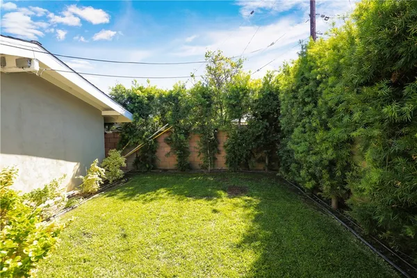 $5,350 | 526 North Emerald Drive, Orange, CA 92868