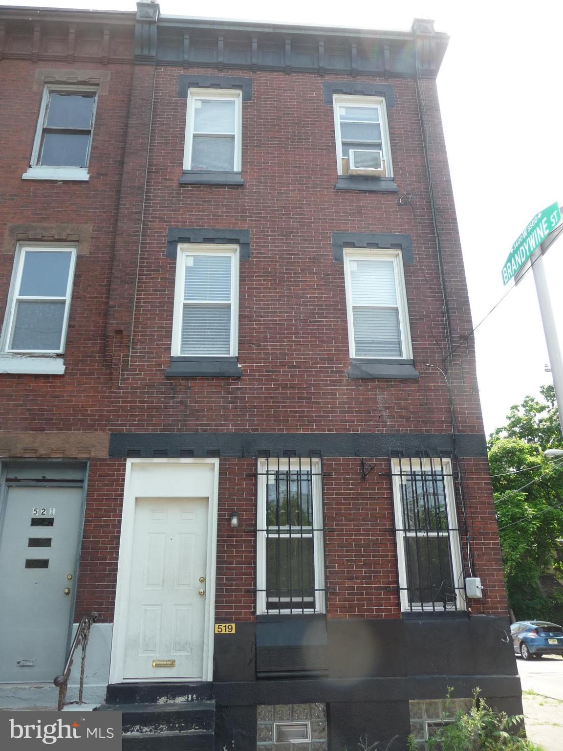 519 North 35th Street Philadelphia, PA 19104 - Photo 1 of 8