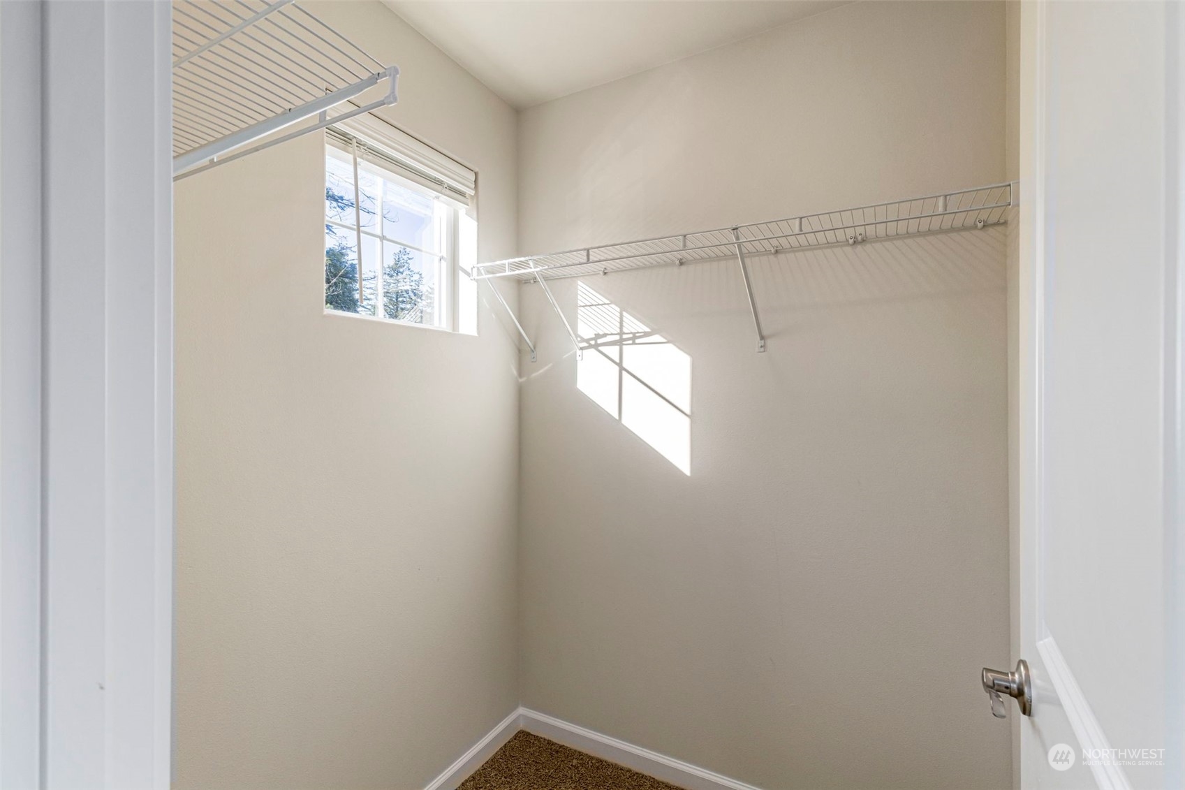 182 Russell Road Bremerton, WA 98312 - Photo 20 of 30 Gallery Image 20