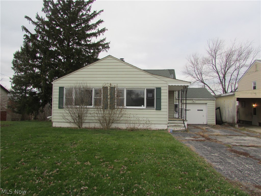 2103 South Ridge Road West Ashtabula, OH 44004 - Photo 1 of 23