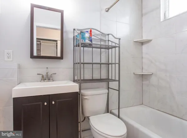 $2,600 | 710 South Percy Street, Philadelphia, PA 19147
