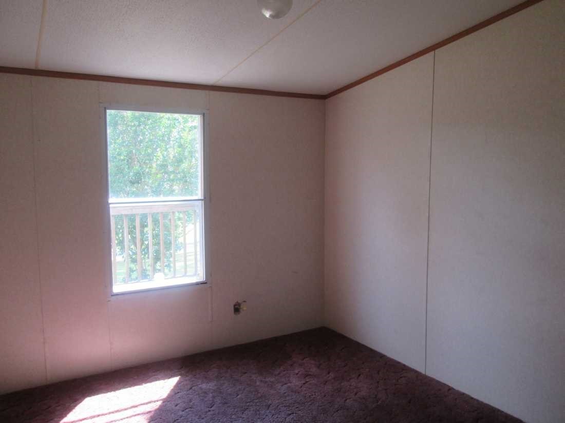218 Scenic View Road Madisonville, TN 37354 - Photo 10 of 12 Gallery Image 10