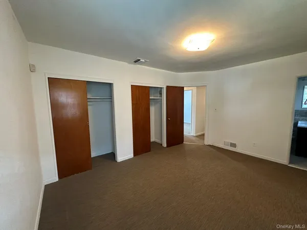 $3,600 | 87-89 191st Street | Holliswood Jamaica