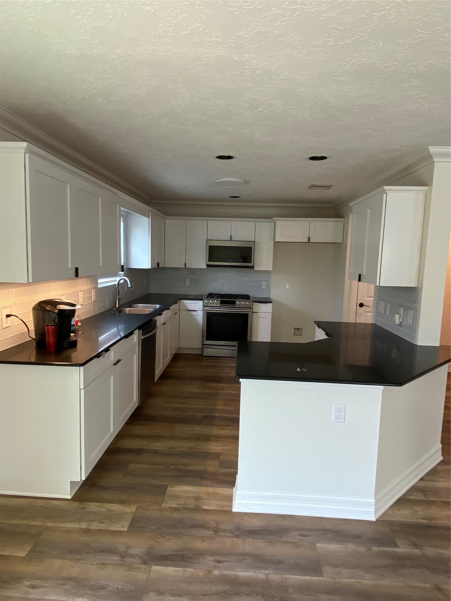 2915 Beacon Grove Street Spring, TX 77389 - Photo 17 of 43 Welcome home