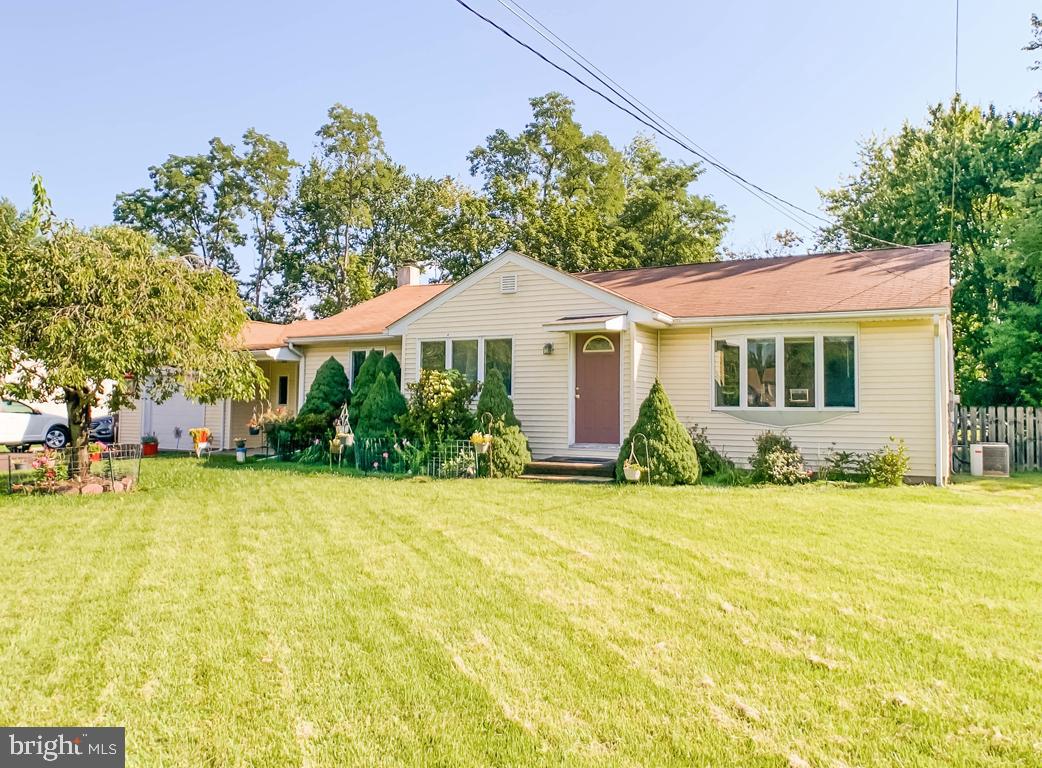 1505 School Road Hatfield, PA 19440 - Photo 3 of 38 Gallery Image 3