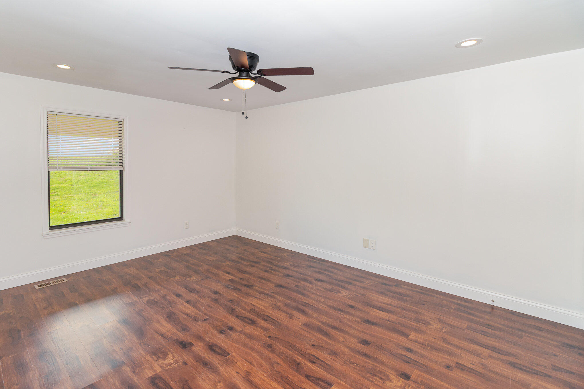 66 Peach Tree Drive Butler, KY 41006 - Photo 9 of 29 Gallery Image 9