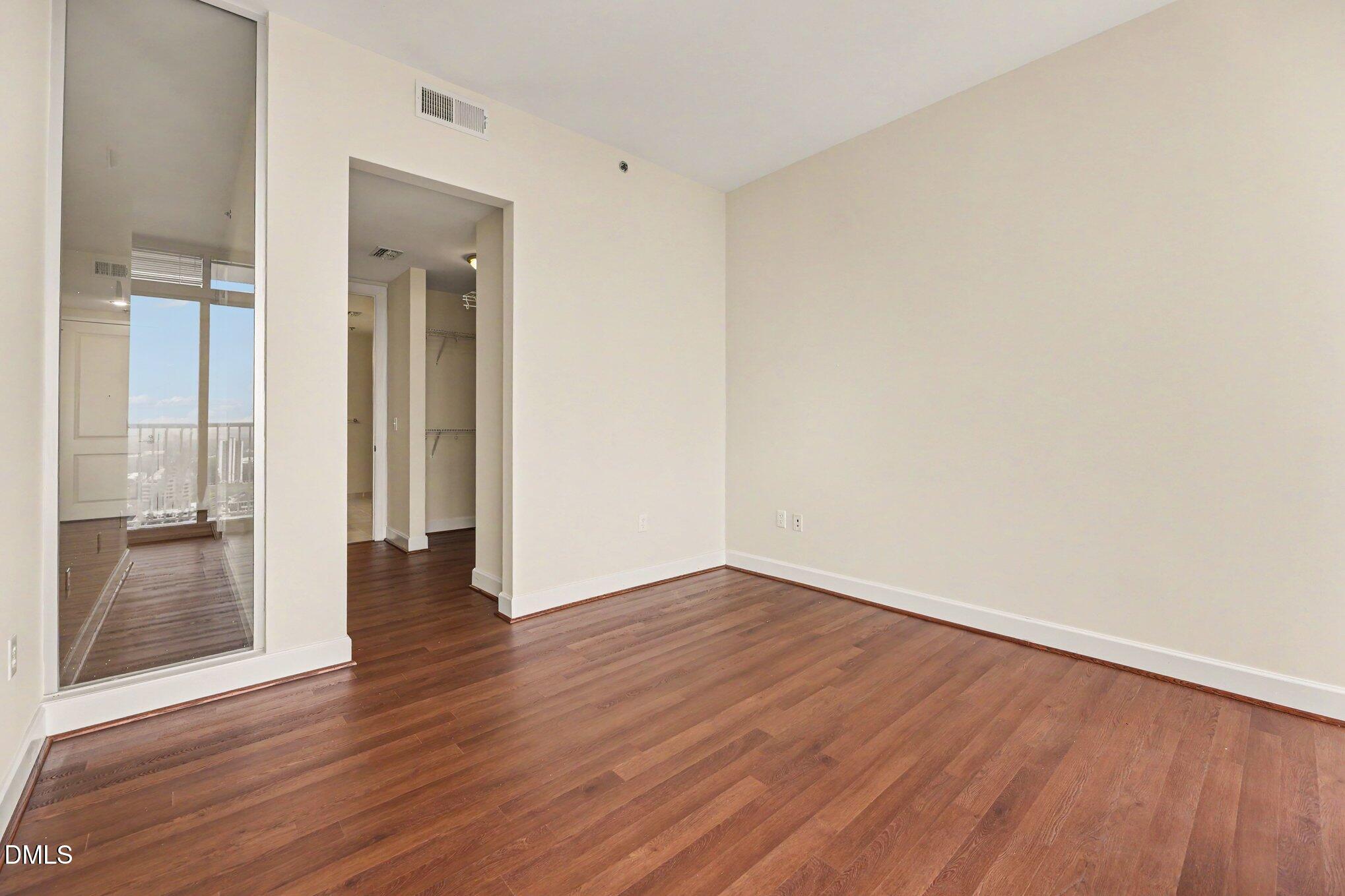 301 Fayetteville Street, Unit 2602 Raleigh, NC 27601 - Photo 15 of 37 016_file_1801
