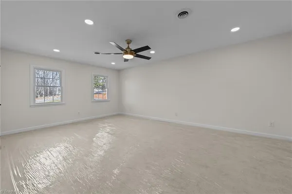 $699,900 | 1025 Neely Drive, Asheboro, NC 27205