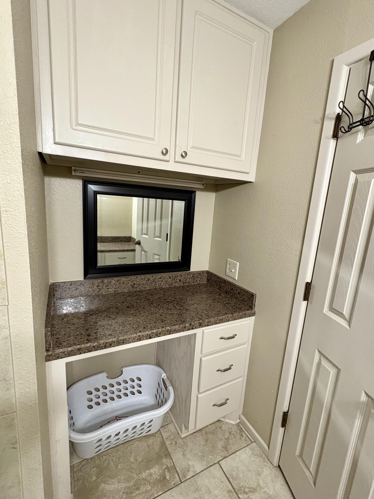 2023 Rice Drive Levelland, TX 79336 - Photo 14 of 17 IMG_2895