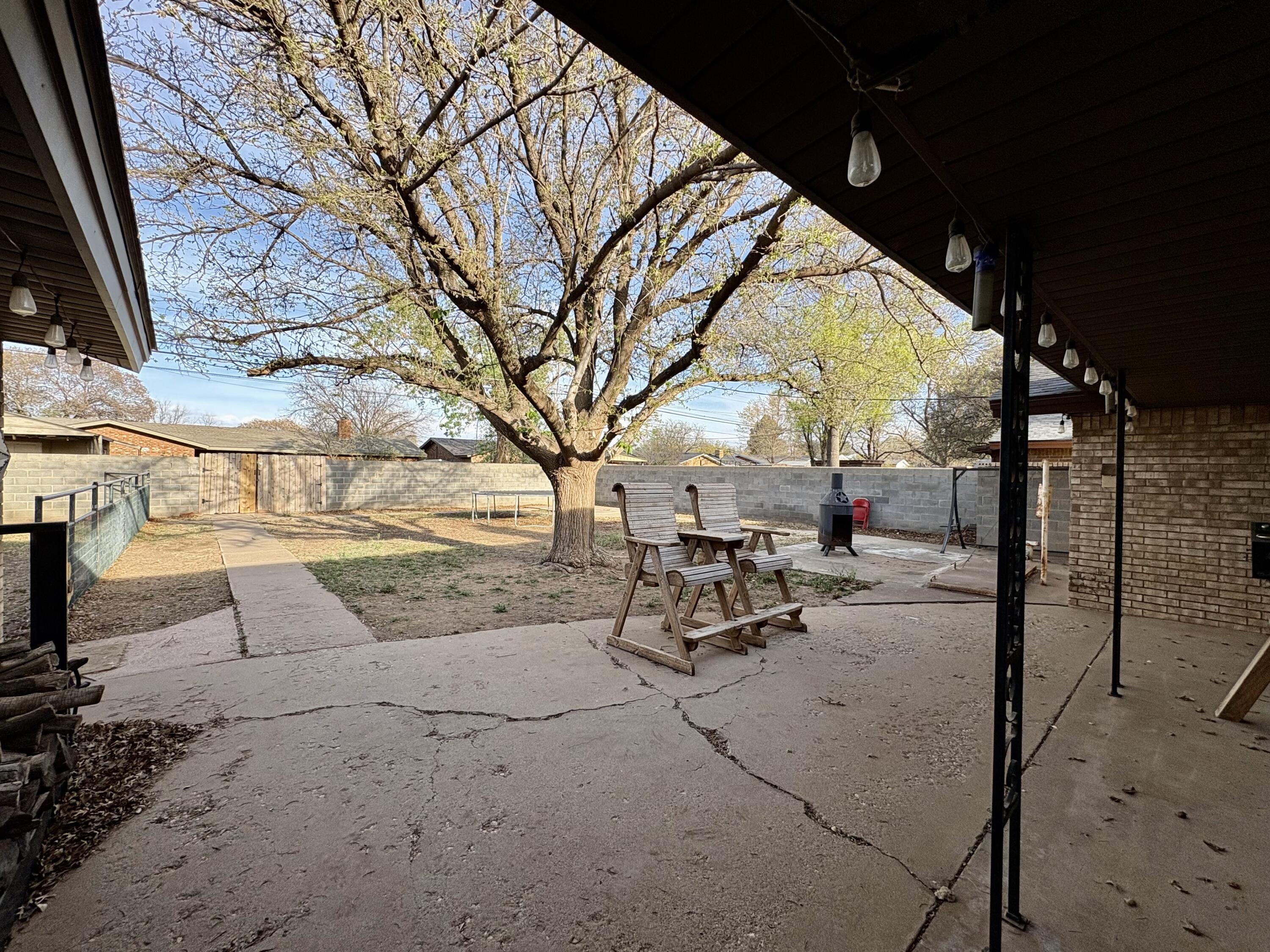 2023 Rice Drive Levelland, TX 79336 - Photo 16 of 17 IMG_2883