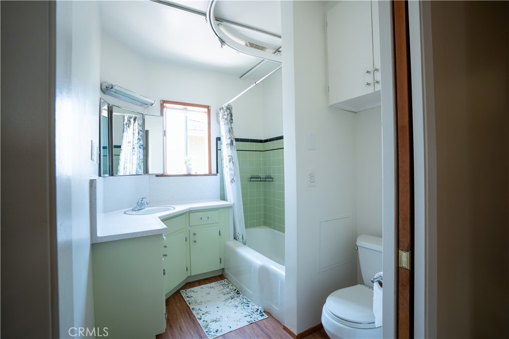 12315 Pomering Road Downey, CA 90242 - Photo 20 of 46