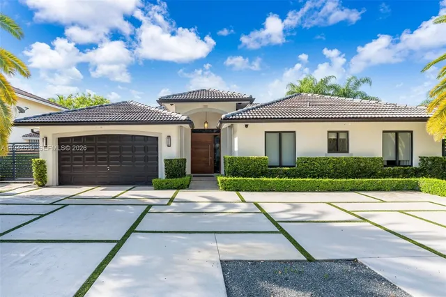 $1,100,000 | 15818 Southwest 97th Terrace, Miami, FL 33196