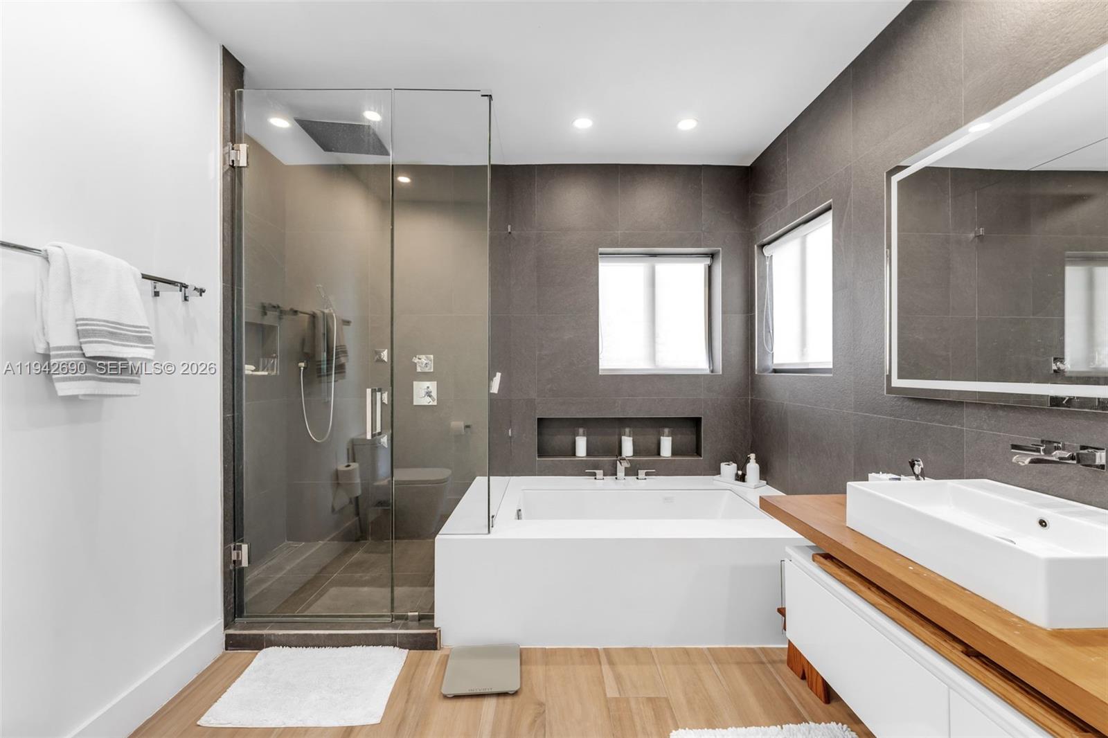 15818 Southwest 97th Terrace Miami, FL 33196 - Photo 24 of 47