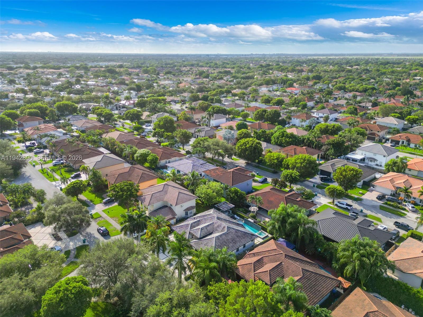 15818 Southwest 97th Terrace Miami, FL 33196 - Photo 39 of 47
