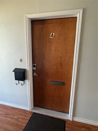 $1,250 | 501 North Washington Street, Unit A, Kaufman, TX 75142