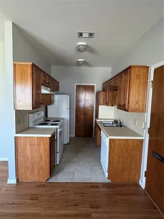 $1,250 | 501 North Washington Street, Unit A, Kaufman, TX 75142